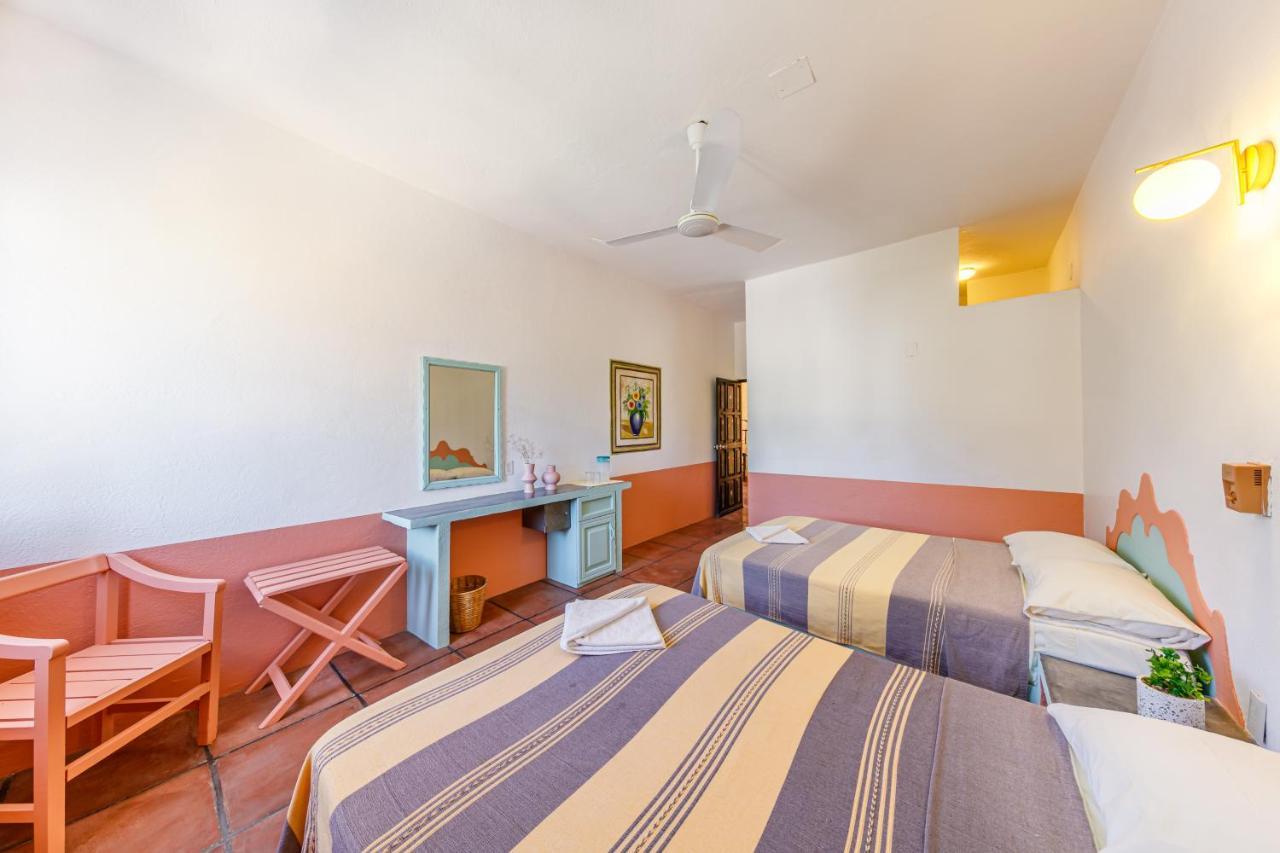 Hotel Flor De Maria Puerto Escondido  Eksteriør bilde