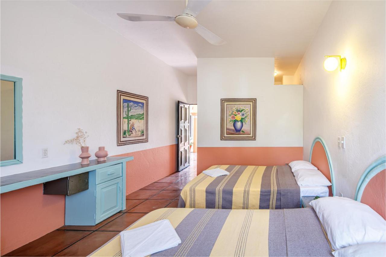 Hotel Flor De Maria Puerto Escondido  Eksteriør bilde