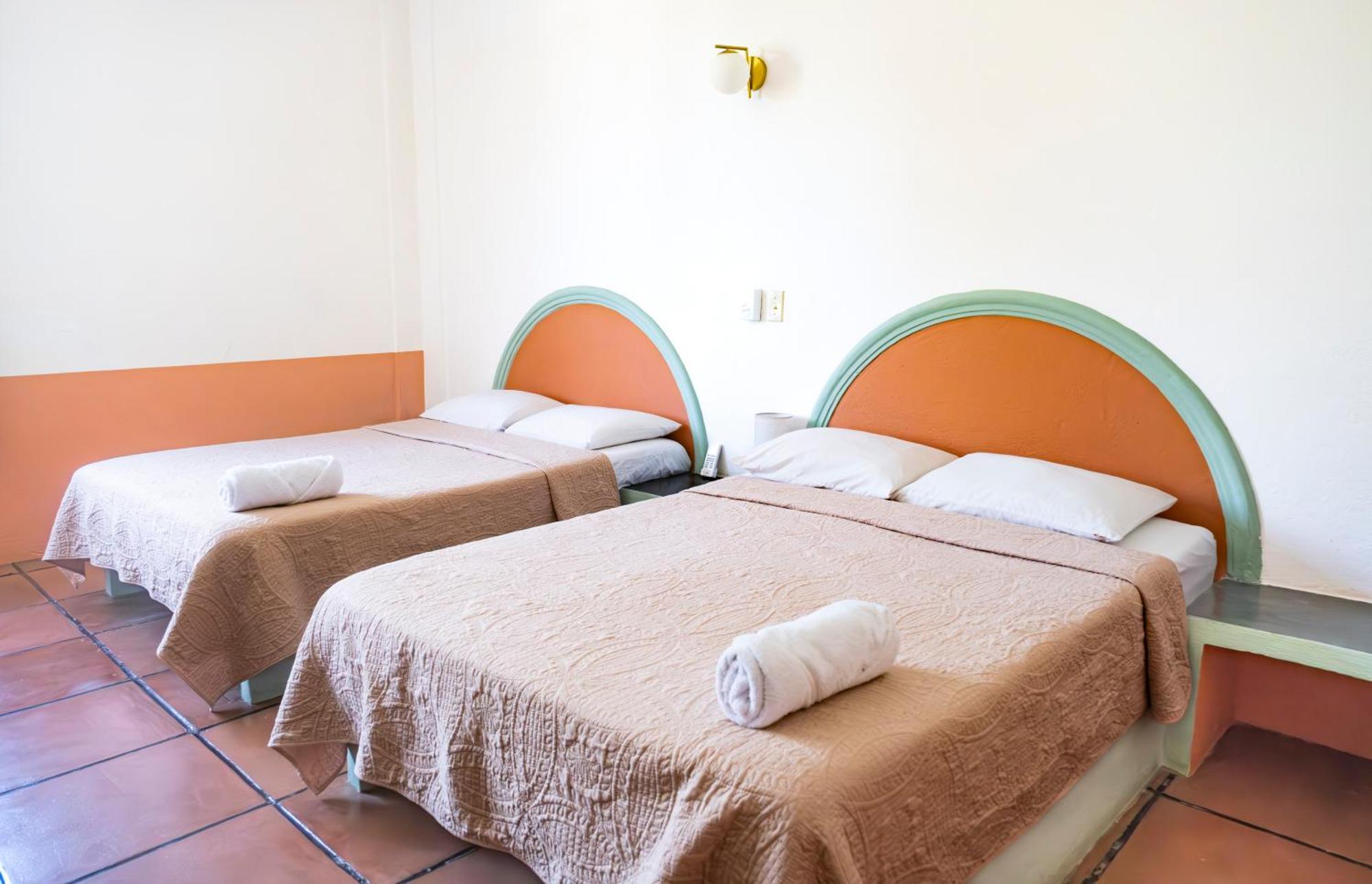 Hotel Flor De Maria Puerto Escondido  Eksteriør bilde